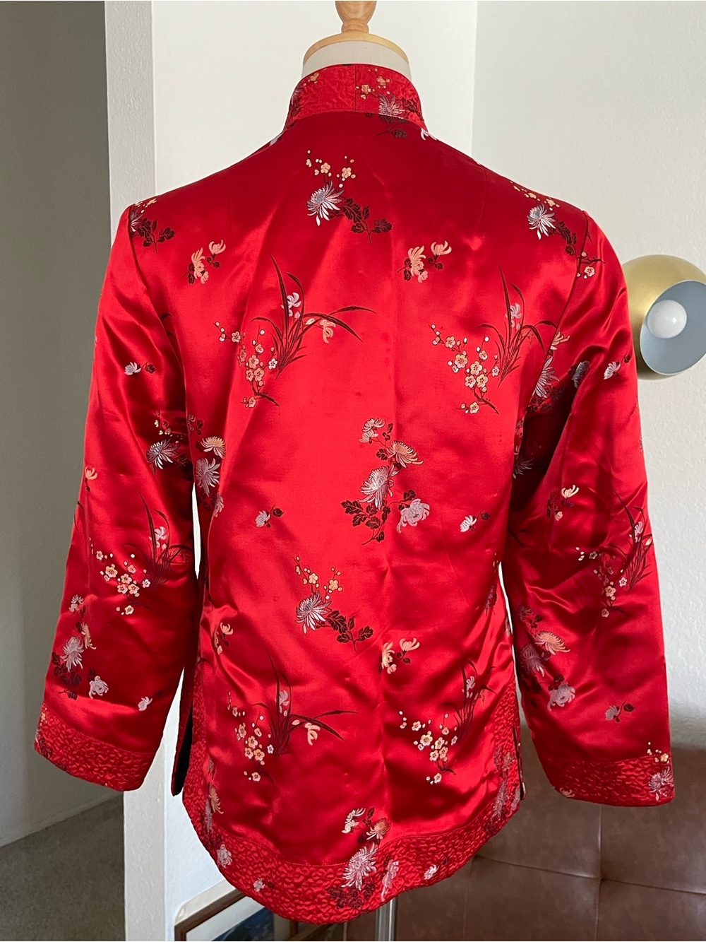 Vintage Chinese Brocade Floral Reversible Frog Closure Jacket - Picture 3 of 11